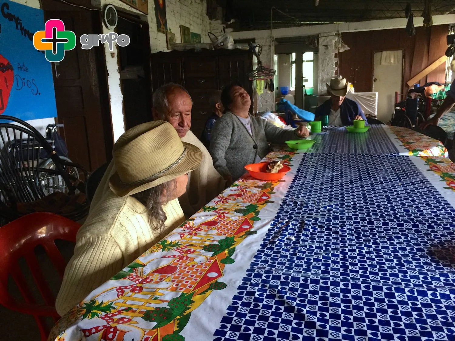 Encuentro con adultos mayores en Silvania